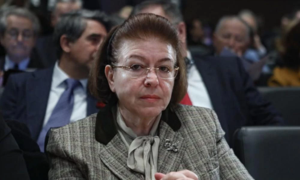 Οι εργαζόμενοι του υπουργείου Πολιτισμού υπέρ της Λίνας Μενδώνη